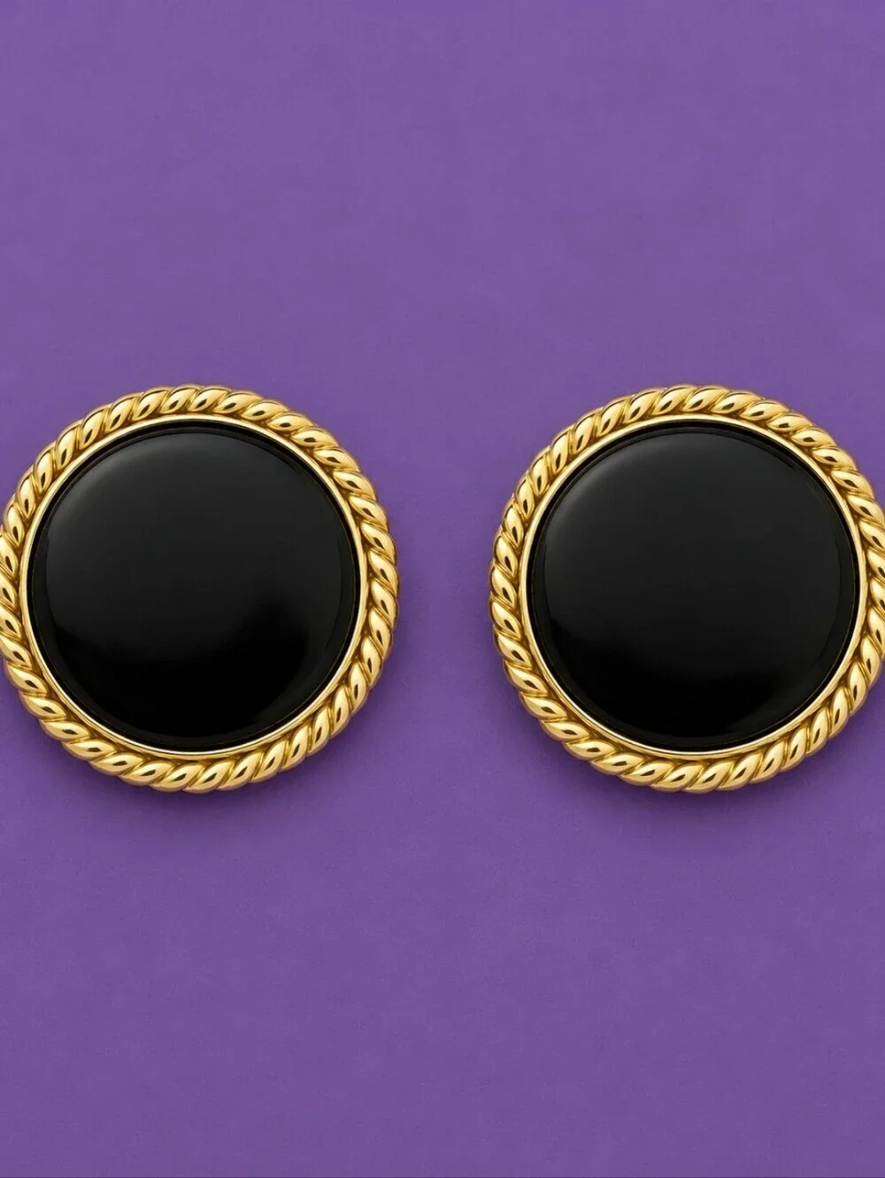 3/$20 VTG Black Goldtone Rope Rimmed Circle Post Earrings